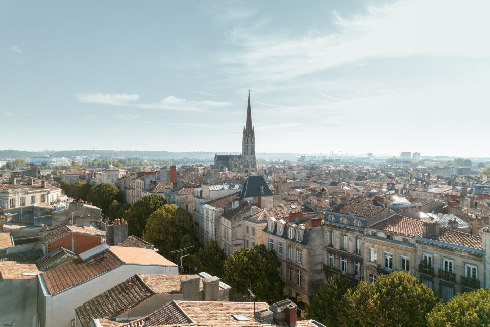 From San Sebastián: Bordeaux & Winery Private Guided Tour - Leaving San Sebastián for Château du Payre