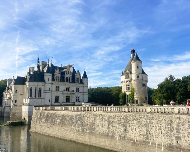 From Tours: Chambord, Chenonceau & Lunch at Family Chateau - Chambord’s Francis I Apartments and the Double-Helix Staircase