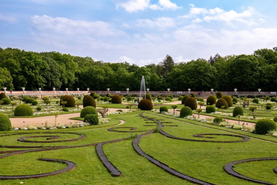 From Tours: Chambord, Chenonceau & Lunch at Family Chateau - Price and Value: What You Actually Get for $281