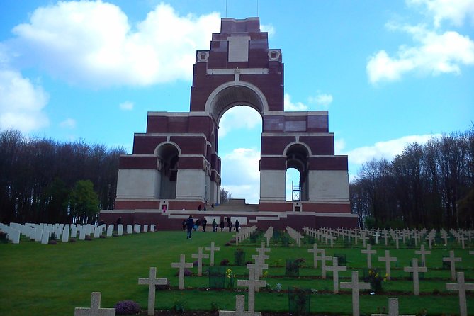 Full-Day Canadian WW1 Vimy and Somme Battlefield Tour from Arras - Courcelette brings the Canadian story south