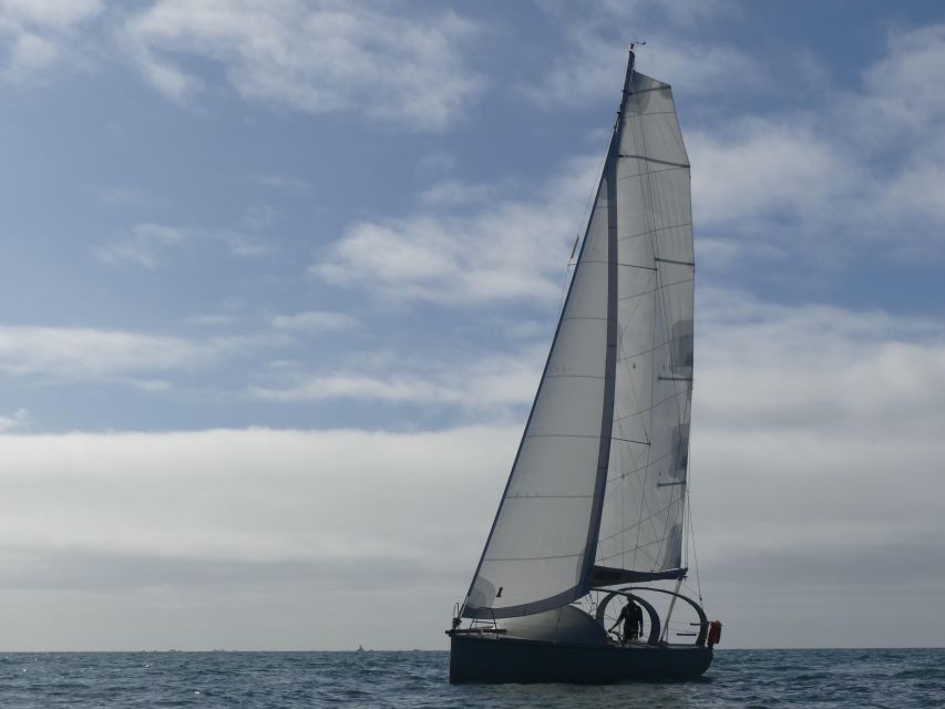 Full-day cruise with stopover on the island of Houat - Reaching Houat around 11:30 a.m.