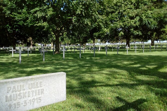 Full Day Private Canadian Battlefields Tour from Arras - Cabaret-Rouge and the human scale of war