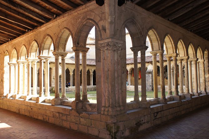 Full-day wine tour in Saint-Emilion (Premium Sedan) - Château Canon and the Saint-Émilion classification
