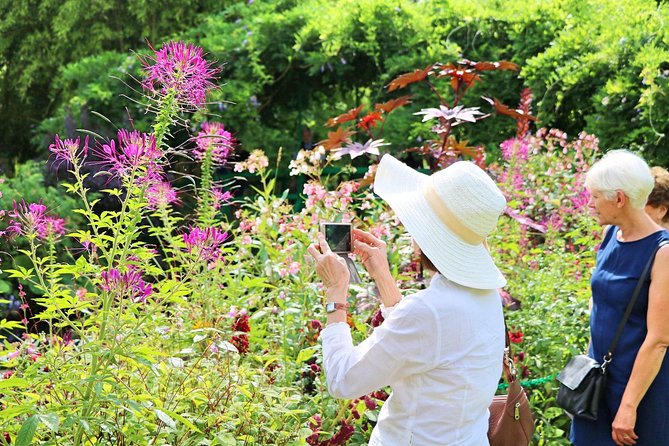 Giverny and Monet's Garden Half-Day Trip from Paris - Giverny Village Time: A Short Break That Can Be More Than an Afterthought