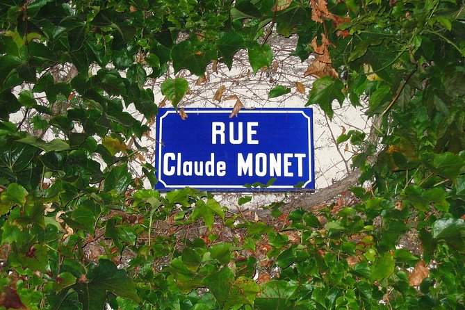 Giverny and Monet's House Half Day Trip from Paris Guide or Audio - The Souvenir Shop and Seeds: A Weirdly Good Way to Leave