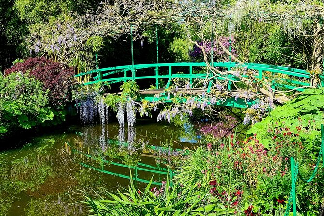 Giverny Auvers Van Gogh Private Guided Day Tour from Paris - Why Giverny and Auvers belong on the same day