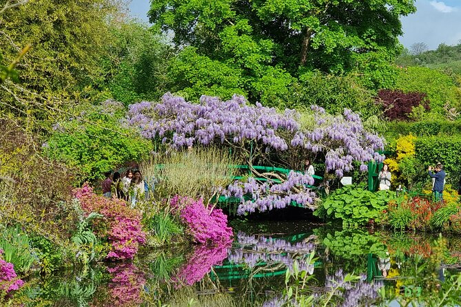 Giverny Auvers Van Gogh Private Guided Day Tour from Paris - Monet’s house and gardens in Giverny