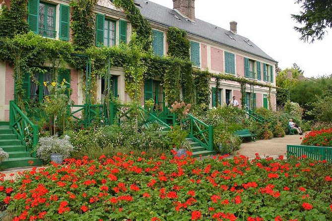 Giverny Half Day Guided Trip with Monet's House & Gardens from Paris by minivan - Clos Normand: Monet’s flower palette, built like a living painting