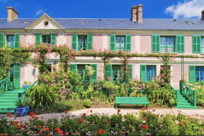Giverny: Monet's House & Gardens Private Guided Walking Tour - Elisabeth and the value of a good guide