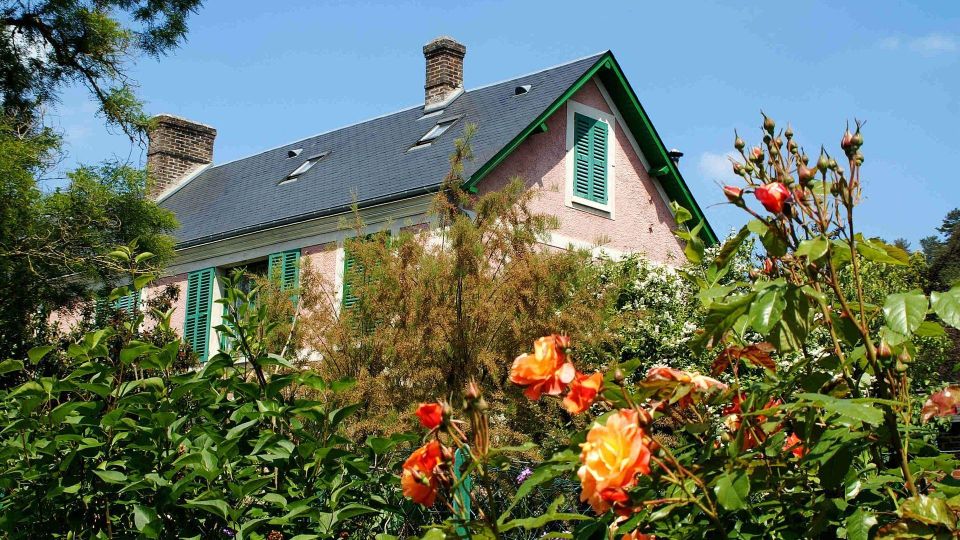 Giverny : Monet's house & Gardens Private tour from Paris - Is $1,014 for two people good value?