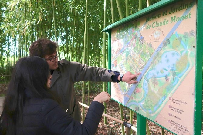 Giverny Private Tour: Monet's House & Garden - The Japanese pond and the garden paths