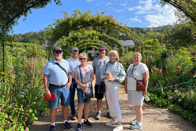 Giverny & Versailles Private Guided Tour with Ticket Entry - The pacing: how to avoid a long day feeling long