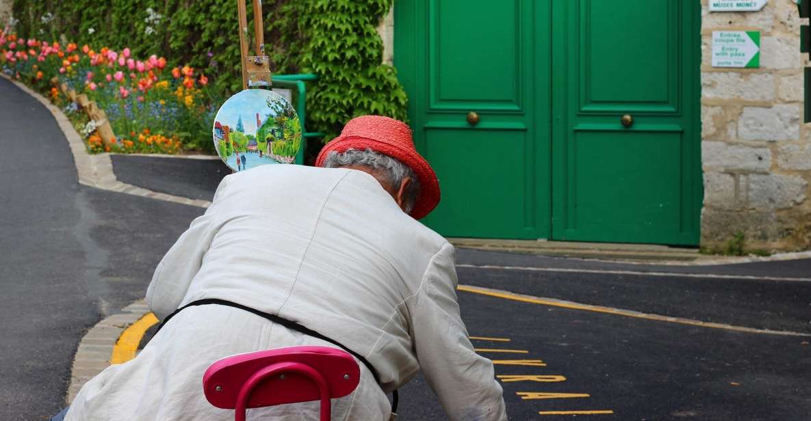 Giverny Village Walking Tour & Skip-the-Line to Monet Garden - Key points I’d plan around