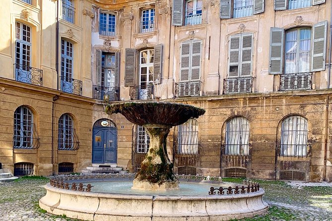Gourmet & Cultural Tour Aix En Provence English / Espanol - Confiserie Leonard Parli: taste calisson and learn the story behind it