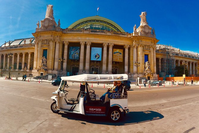 Great Monuments Tour / Duration 3h - from 1 to 6 passengers - Arc de Triomphe to Montmartre: the Paris postcard part