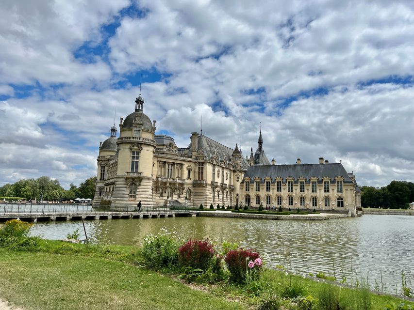 Great Stables of Prince de Conde & Palace Chantilly - A 3-course lunch in the middle of the day