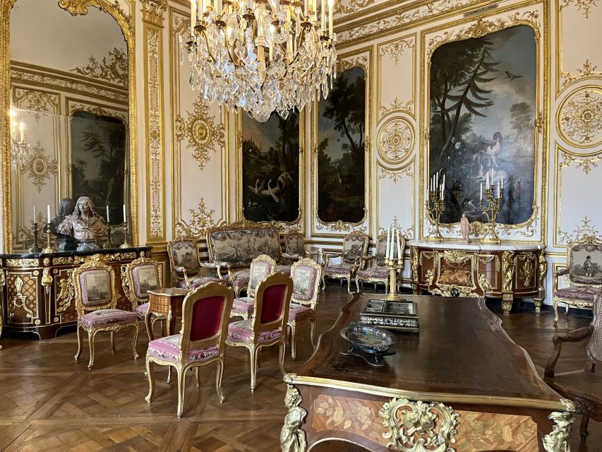 Great Stables of Prince de Conde & Palace Chantilly - Who will get the most from this day?