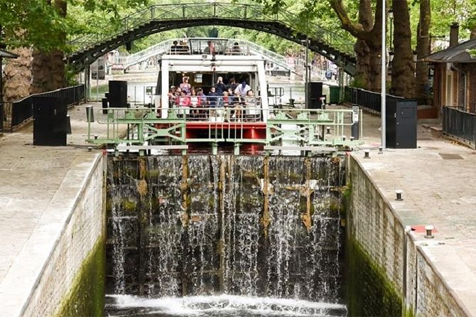 Guided Cruise The Old Paris on Canal Saint Martin - Canal Saint-Martin by boat: the slow route to real eastern Paris