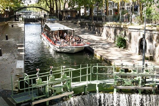 Guided Cruise The Old Paris on Canal Saint Martin - Écluses des Morts and the Bassin Louis Blanc: a calm pause with a little mystery