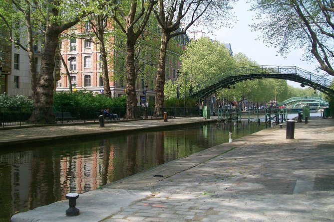 Guided Cruise The Old Paris on Canal Saint Martin - Getting on at Canauxrama: what to know before you arrive