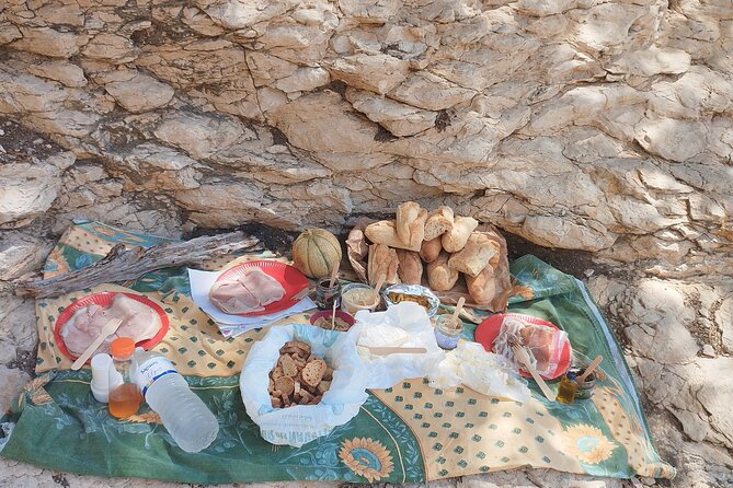 Guided hike in the Calanques National Park - Calanques National Park, Marseille: The Morning Advantage at Luminy