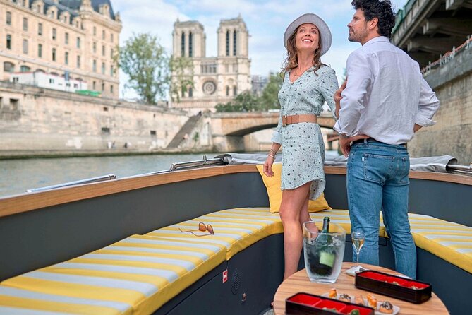 Guided Luxury River Cruise & Walking Tour of Paris' Monuments - Who will get the most from this Paris outing