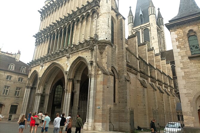Guided tour of Dijon with your private professional guide! - A glimpse inside the Magnin family home