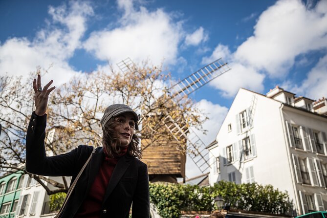 Guided tour of Montmartre in songs with a professional - Key highlights you’ll feel on the streets