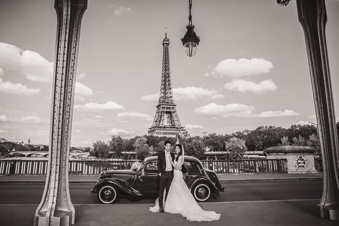 Guided tour of Paris in Citroën Traction Avant or DS 21 - Arc de Triomphe: how to get the best from a short stop