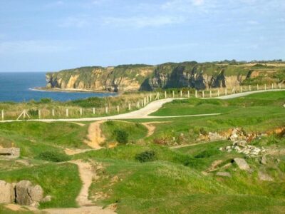 Half Day Omaha Beach & Pointe du Hoc DDay Tour from Bayeux - Colleville-sur-Mer and the American Cemetery