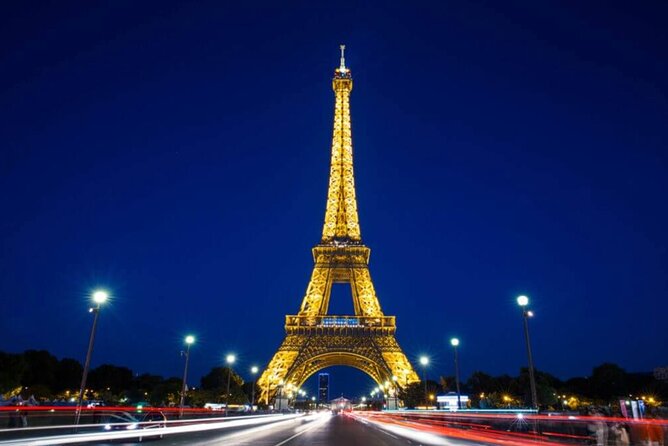 Half Day Walking Tour to Over 30 of the Top Sights of Paris - Montmartre, Sacré-Cœur, and the artists’ hill