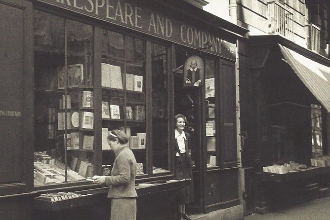 Hemingway in Paris - Small Group Walking Tour - Price and value: what you’re really paying for