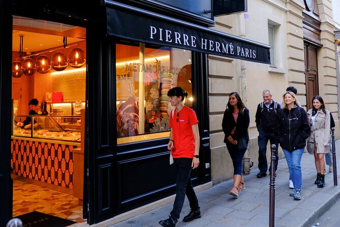 Hidden Paris: Explore Medieval Marais on a Walking Tour - Stravinsky Fountain: the fun break for photos