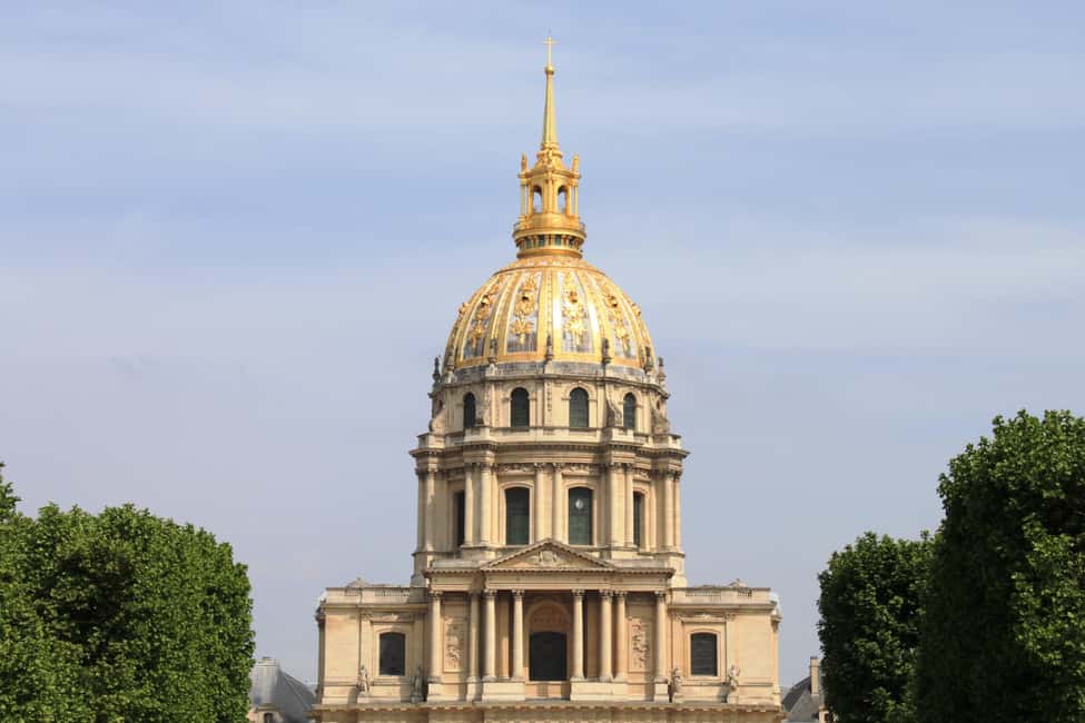 Highlights of Paris Bike Tour in English or Dutch - Musée d’Orsay, Champs-Élysées, and the palaces: grandeur you can feel on the ride