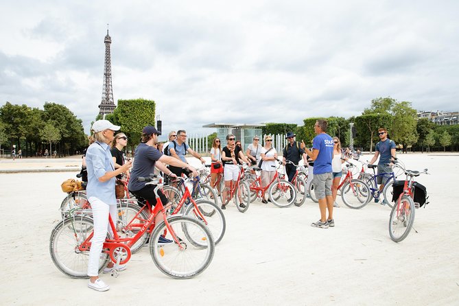 Highlights of Paris Bike Tour w/ a Local Guide (English or Dutch) - Pont Alexandre III and the Seine: Where the Photos Get Worth It