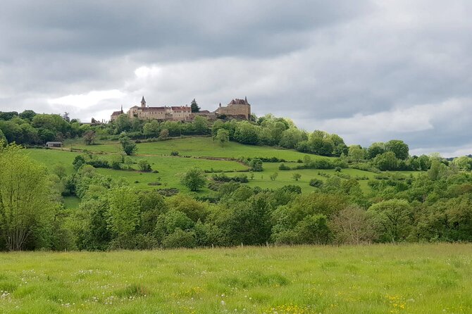 Hike to discover the most beautiful villages of France of the Dordogne valley : Loubressac and Autoire - Who should book this experience
