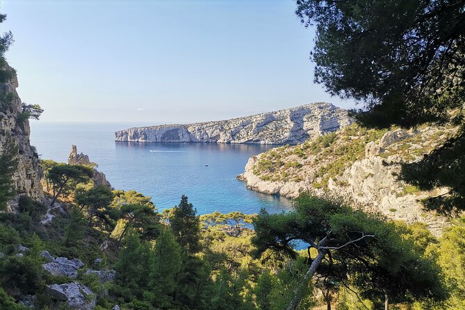 Hiking in the Calanques National park from Marseille - Calanque de Morgiou: classic sea cliffs and a real hiking feel
