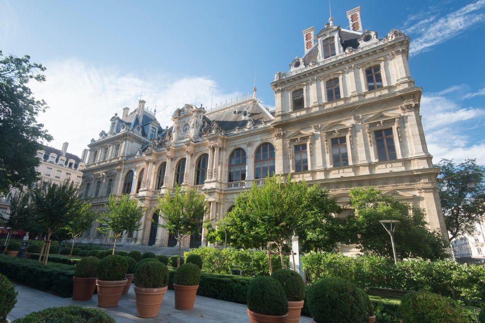 Historical and naughty tour of Lyon in french - “Hotter addresses” during the Renaissance: what you should listen for