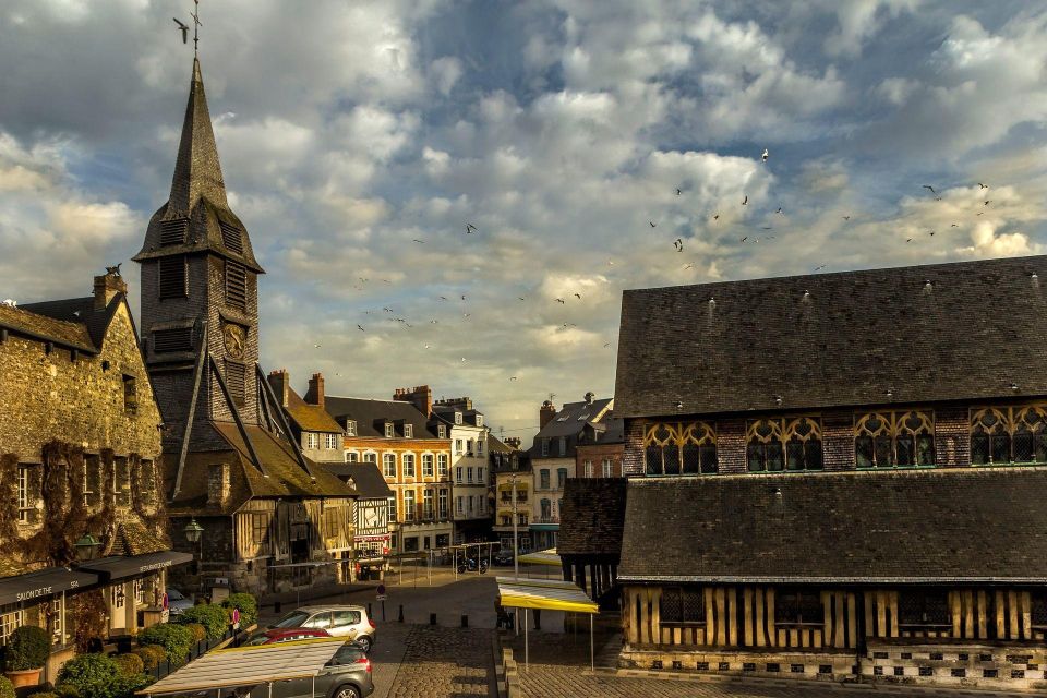 Honfleur Private Guided Walking Tour - Medieval streets and the harbor story