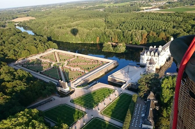 Hot-Air Balloon Ride over the Loire Valley, from Amboise or Chenonceau - Up, Up, and Over the Loire: What You Actually See in 60 Minutes