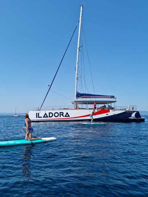 Hyères : Sunset Catamaran Cruise to Giens Peninsula - Drinks and snacks: what you’re actually paying for