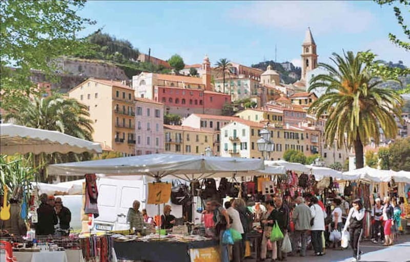 Italian Market San Remo, Menton & La Turbie - The Italian border crossing is useful, but bring your passport