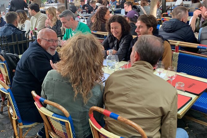 -Kids friendly- Eat, play, love Montmartre: 3H Walking Food Tour - Montmartre Village scavenger hunt: the kid-friendly core of the tour