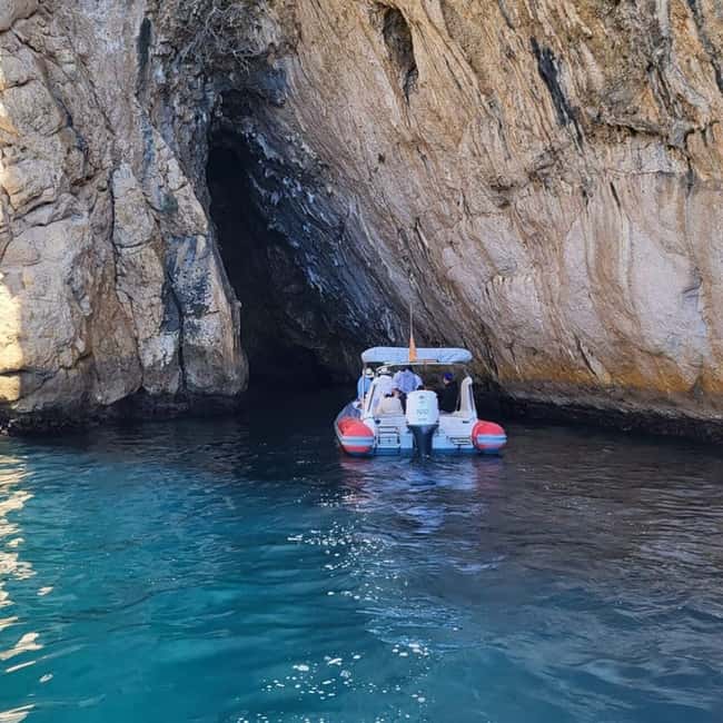 La Ciotat: Calanques Afternoon Boat Tour with Snorkeling - Should you book this La Ciotat Calanques snorkeling boat tour?