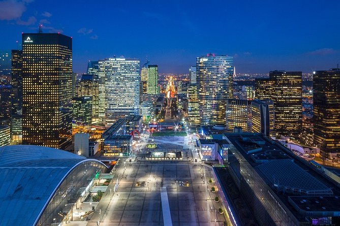 La Defense Private Transfer to Airport or Central Paris - Booking your La Défense pickup