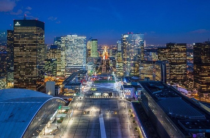 La Defense Private Transfer to Airport or Central Paris - The ride to Charles de Gaulle or Orly