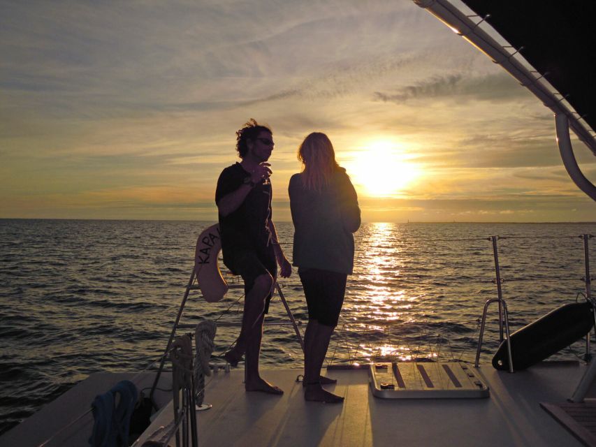 La Rochelle: 2-Hour Sunset Sailing Cruise - Getting to the dock: Avenue Michel Crépeau and the Kapalouest sign