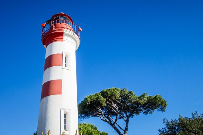 La Rochelle Port Quest: Self-Guided Walking Adventure - Chapel of Our Lady of Hope: Neo-Classical Calm and a Painted Cupola