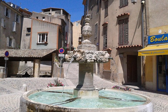 Lavender Small-Group Tour In Valensole from Marseille - Stop 3: Moustiers-Sainte-Marie for a proper lunch pause