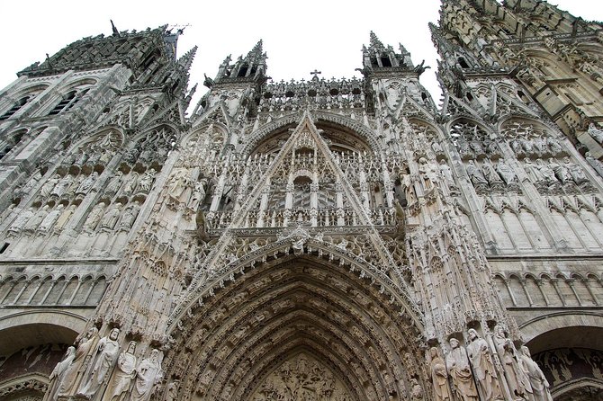 Le Havre to Rouen : Small Group Private Tour - What the private transport adds